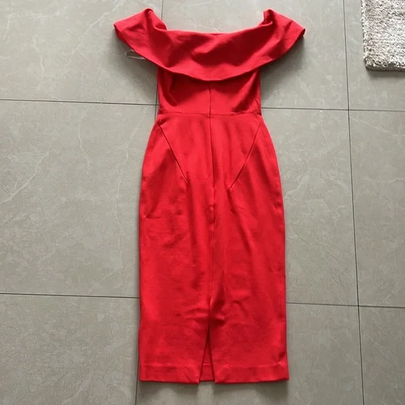 Red off the shoulder dress size 00 - Picture 3 of 3